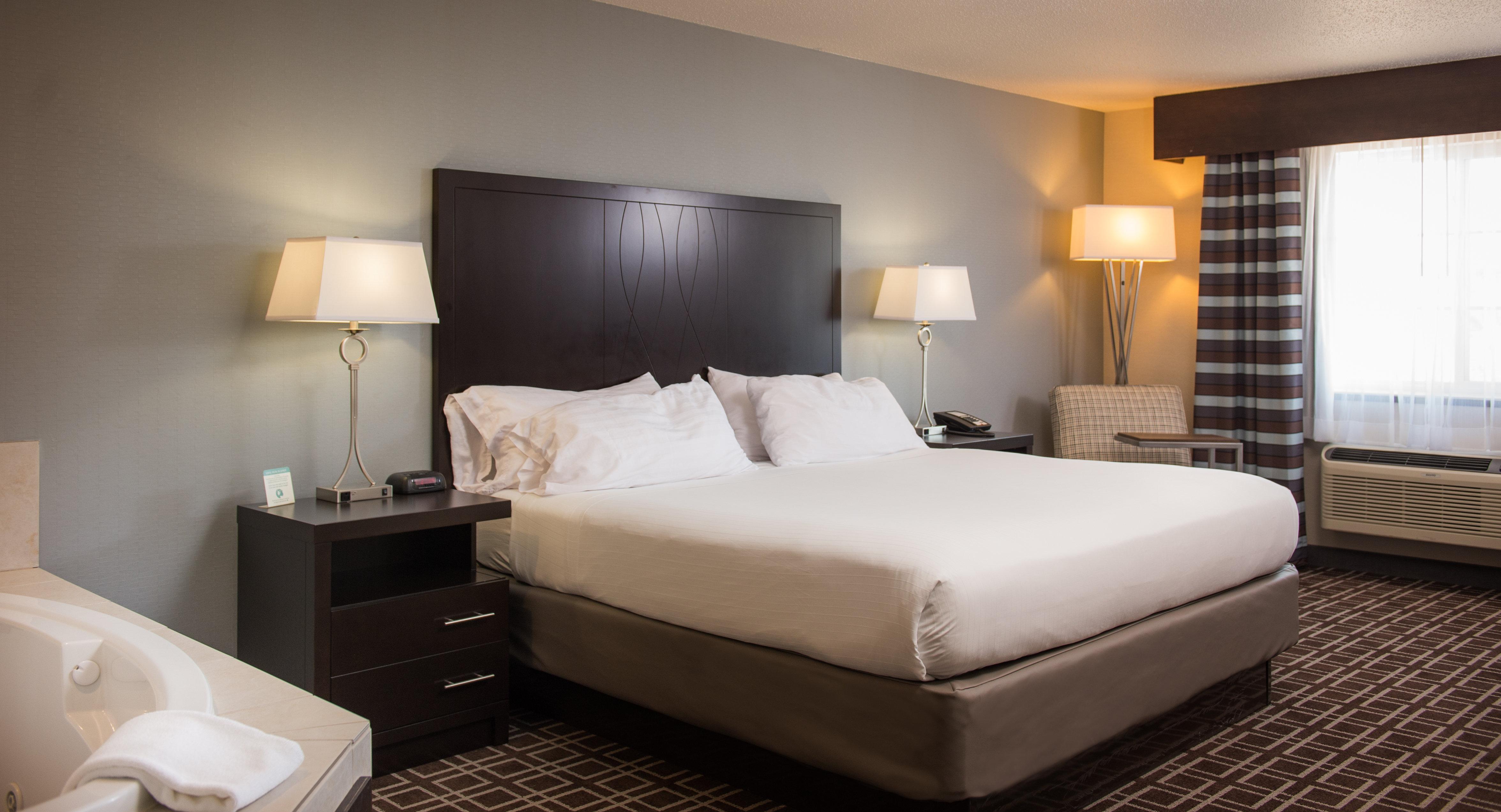 Holiday Inn Express Le Claire Riverfront-Davenport By Ihg Bagian luar foto