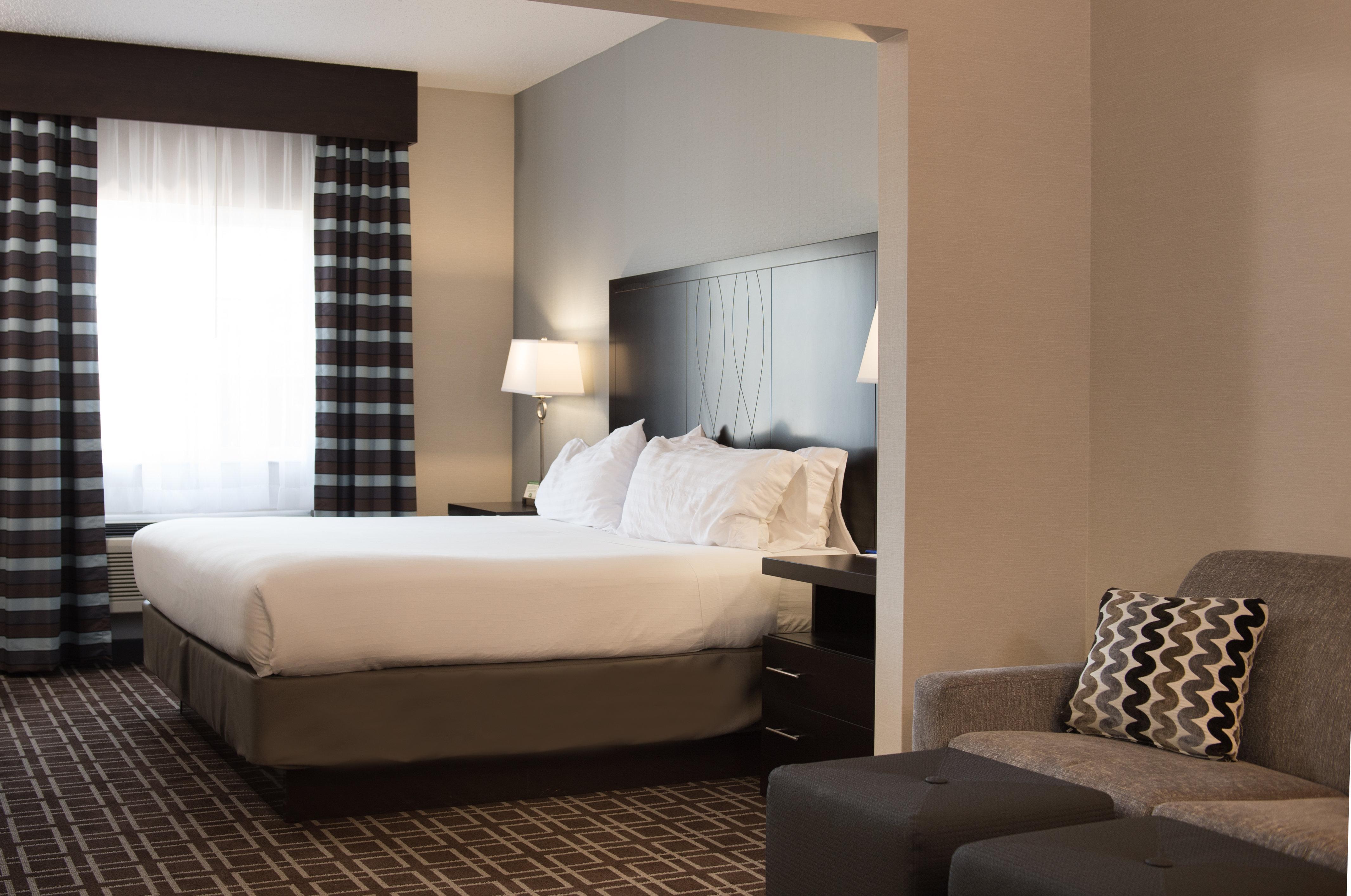 Holiday Inn Express Le Claire Riverfront-Davenport By Ihg Bagian luar foto