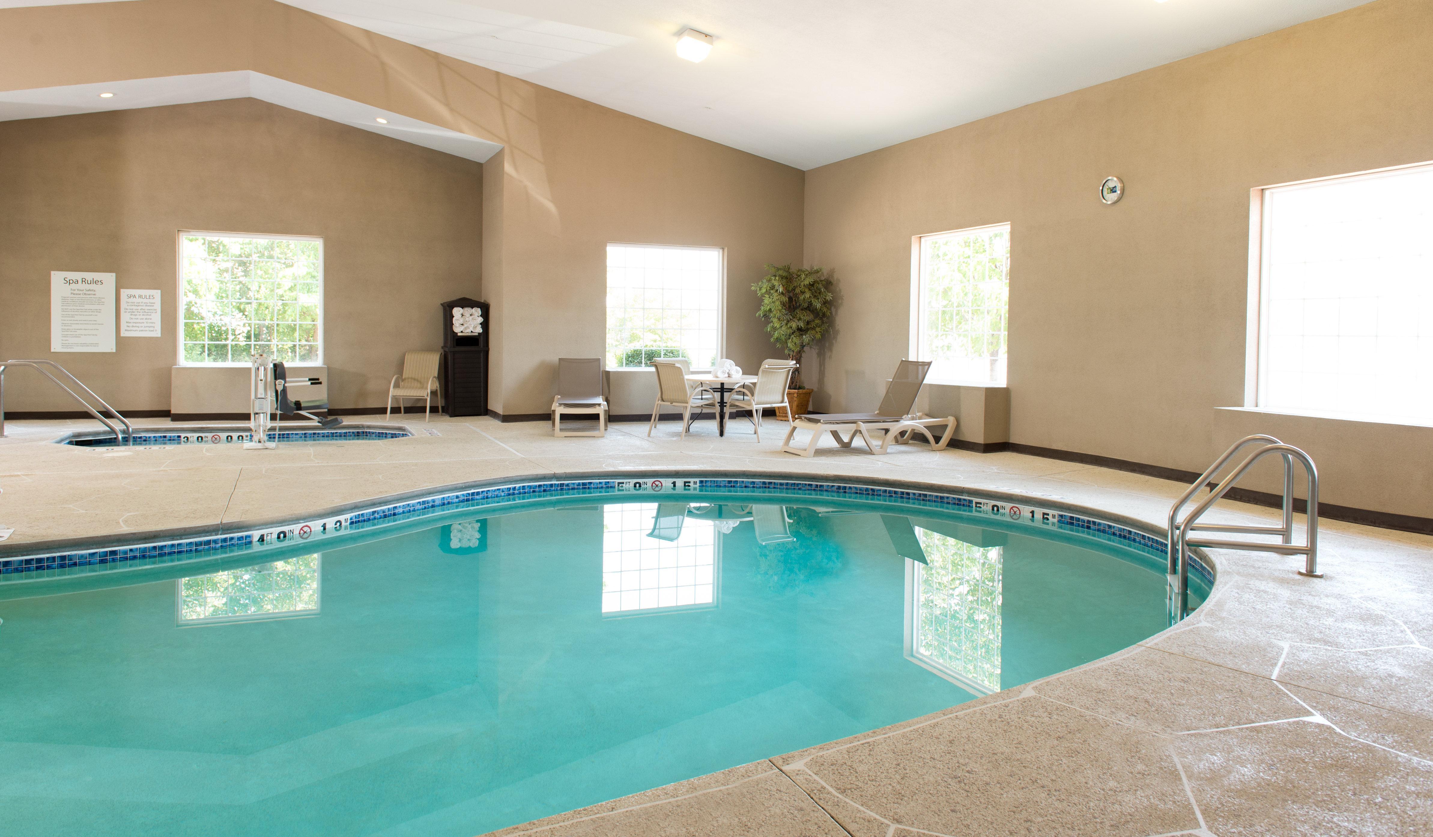 Holiday Inn Express Le Claire Riverfront-Davenport By Ihg Bagian luar foto