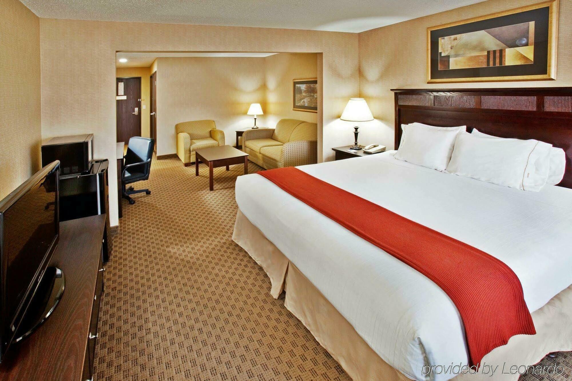 Holiday Inn Express Le Claire Riverfront-Davenport By Ihg Bagian luar foto