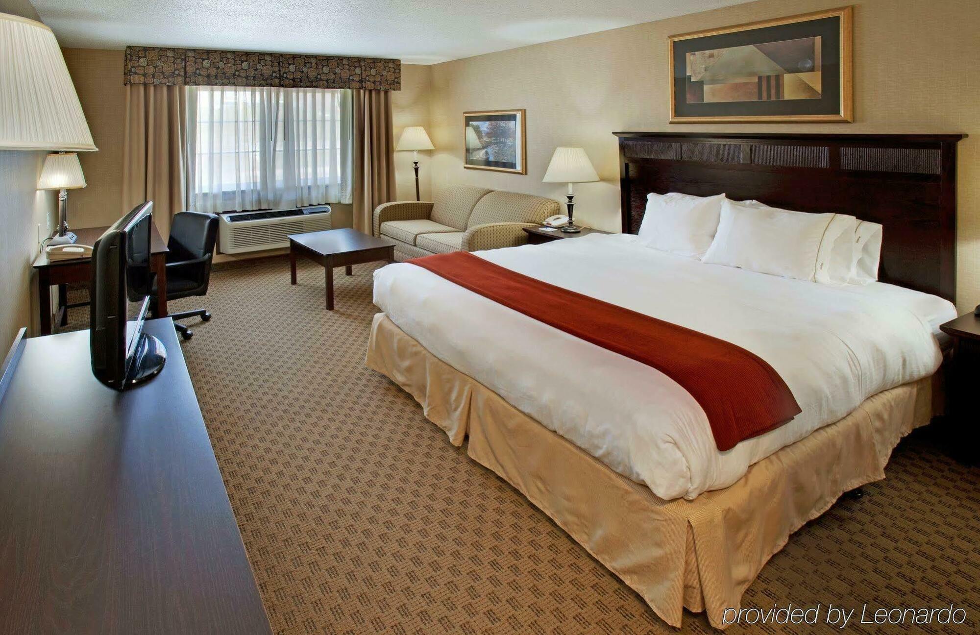Holiday Inn Express Le Claire Riverfront-Davenport By Ihg Bagian luar foto