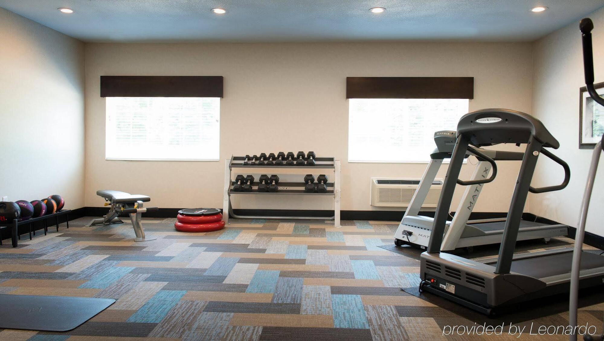 Holiday Inn Express Le Claire Riverfront-Davenport By Ihg Bagian luar foto